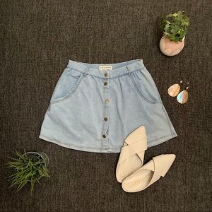 Bullhead Light Wash Button Up Skirt